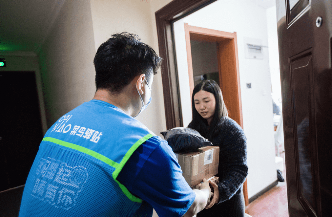外界期待的“順豐品質，通達價格”，菜鳥自營能做到嗎？