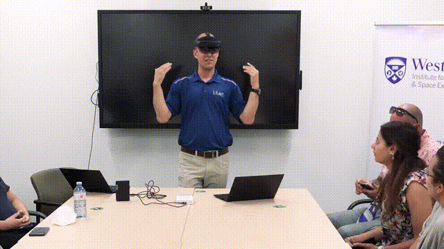 《星際迷航》美夢成真！全球首次國際全息傳送Hololens立功