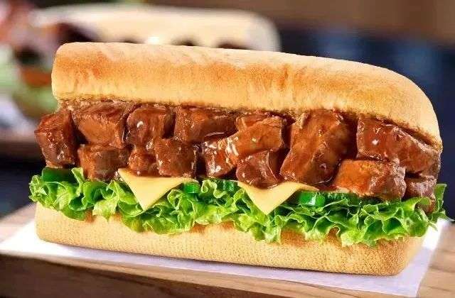 曾靠加盟開出4萬多家店，如今被傳“賣身”！這個快餐巨頭怎么了