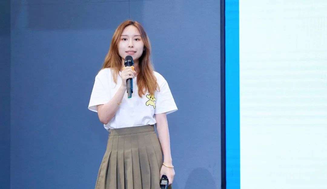 帶著00后創業的95后“女掌柜”，年入2000萬