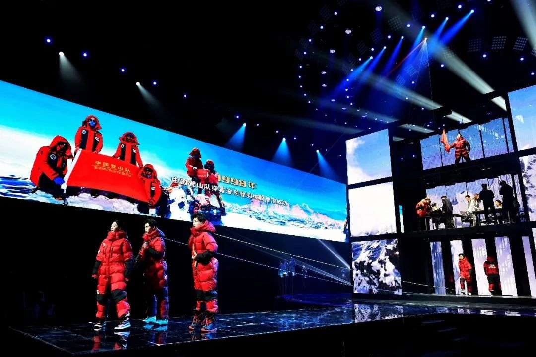 波司登引領中國品牌向世界進階的三重奏
