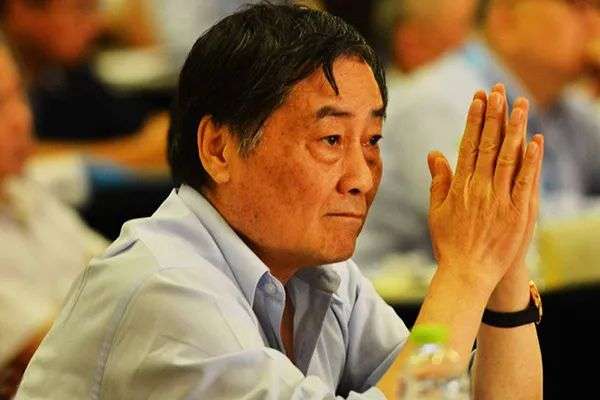 在羅永浩直播間，娃哈哈做起“副業”