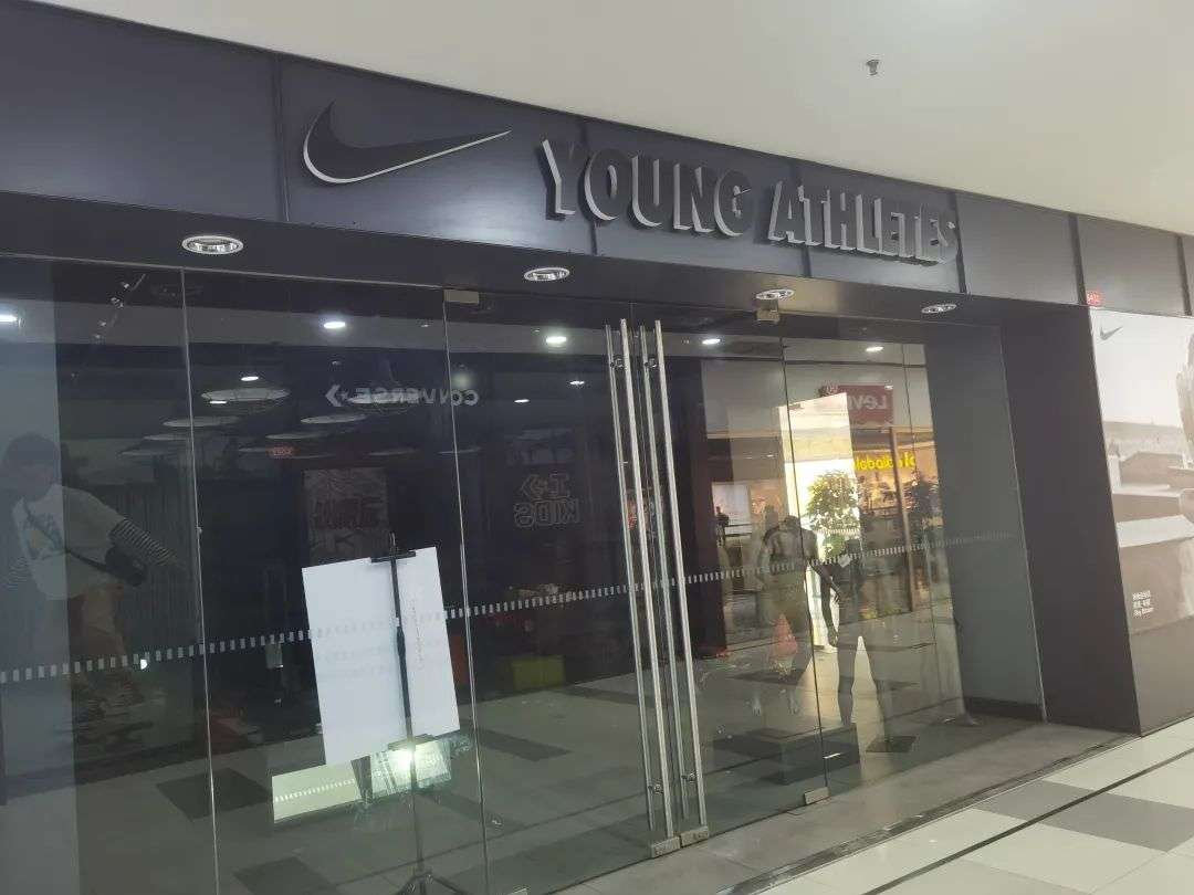 听说上海商场空置率很高？我们实地看了9大重点mall