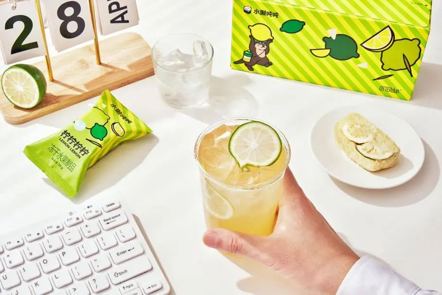 上市就沖上天貓類目TOP1，這個茶飲新品牌憑什么？