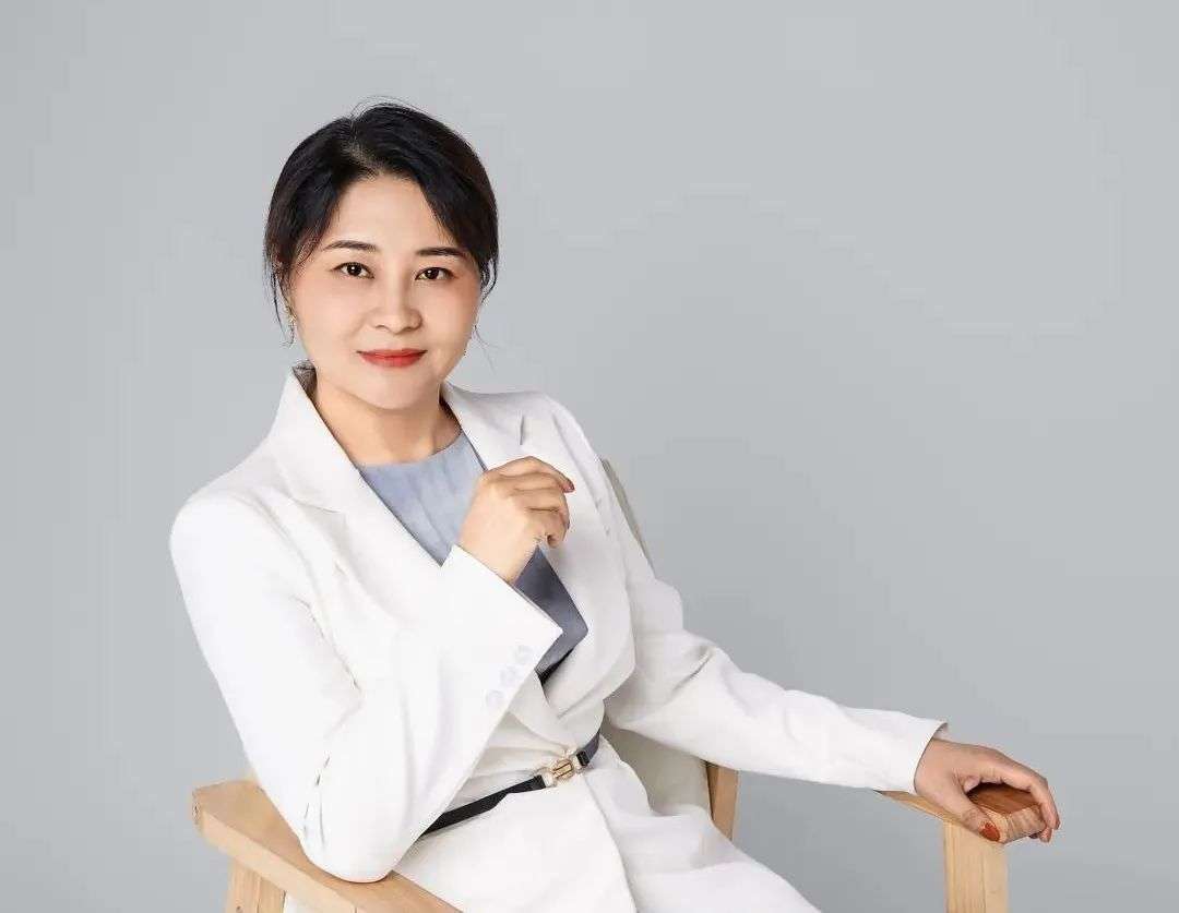 A股敲鐘后，智微智能強勢入局工業，能否創造下一個“產品神話”？