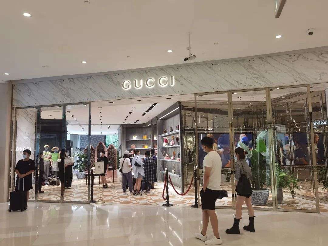 听说上海商场空置率很高？我们实地看了9大重点mall