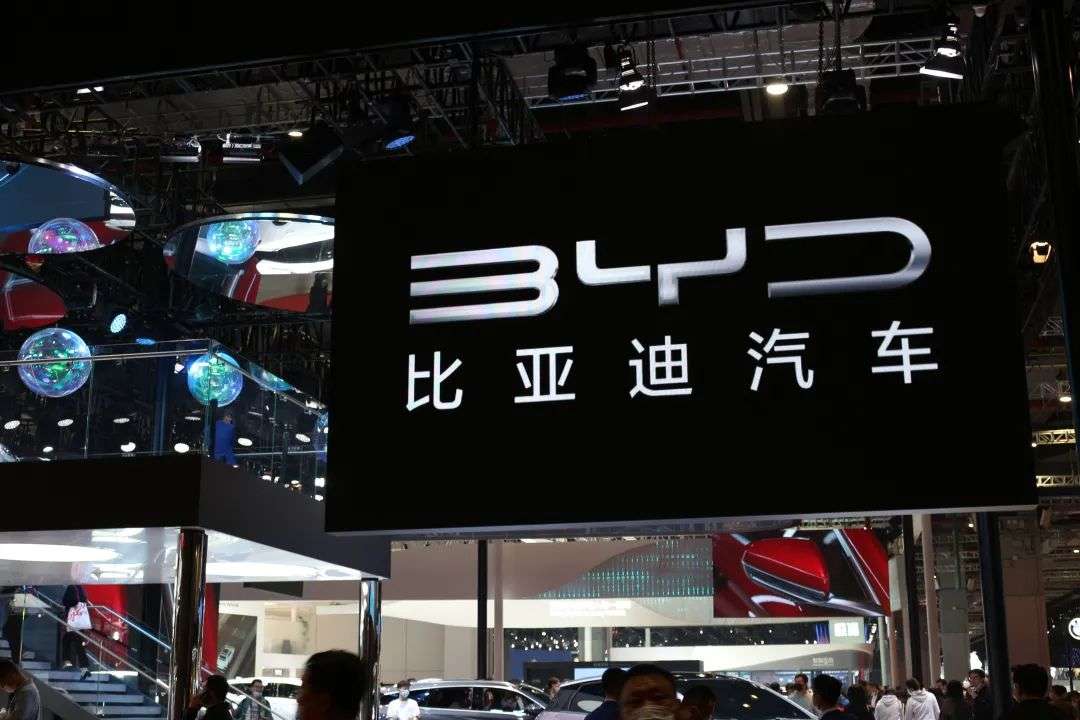 特斯拉超蘋果？先過比亞迪吧