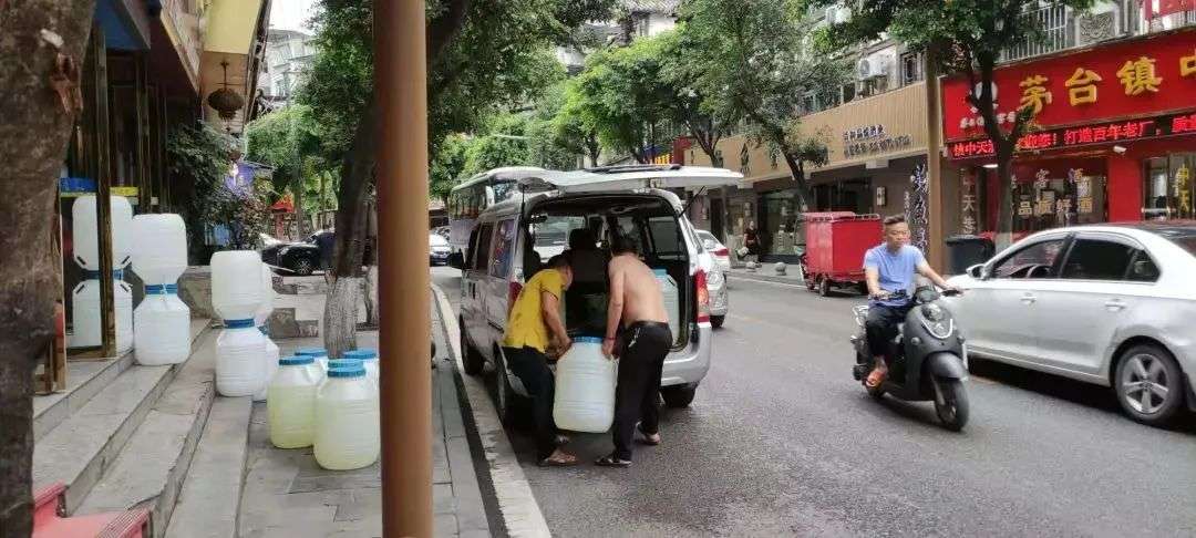 14天沒了5900億 貴州茅臺，怎樣著陸？