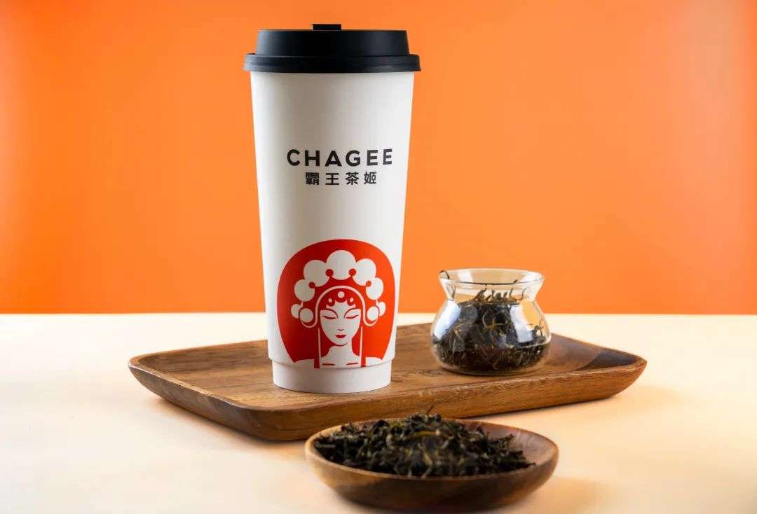 逆勢開店 1000 家，力壓喜茶，這個云南來的“茶顏悅色”憑什么？