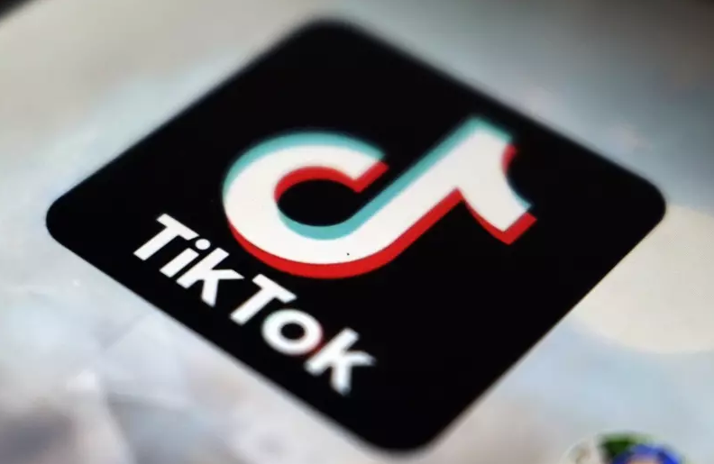 TikTok新動作狂攬創(chuàng)作者，海外社媒開啟撈金時代