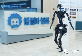 WAIC十大AI商業落地趨勢：大模型新玩家融資難度升級，云計算洗牌戰來了