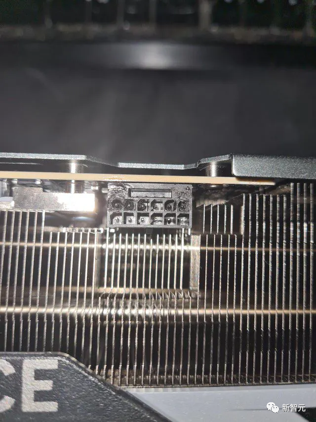 真·核彈！老黃的4090發售剛兩周，就燒了倆