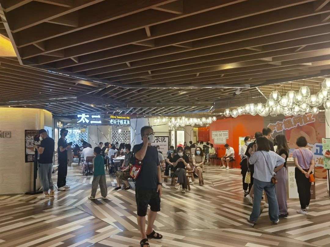 听说上海商场空置率很高？我们实地看了9大重点mall