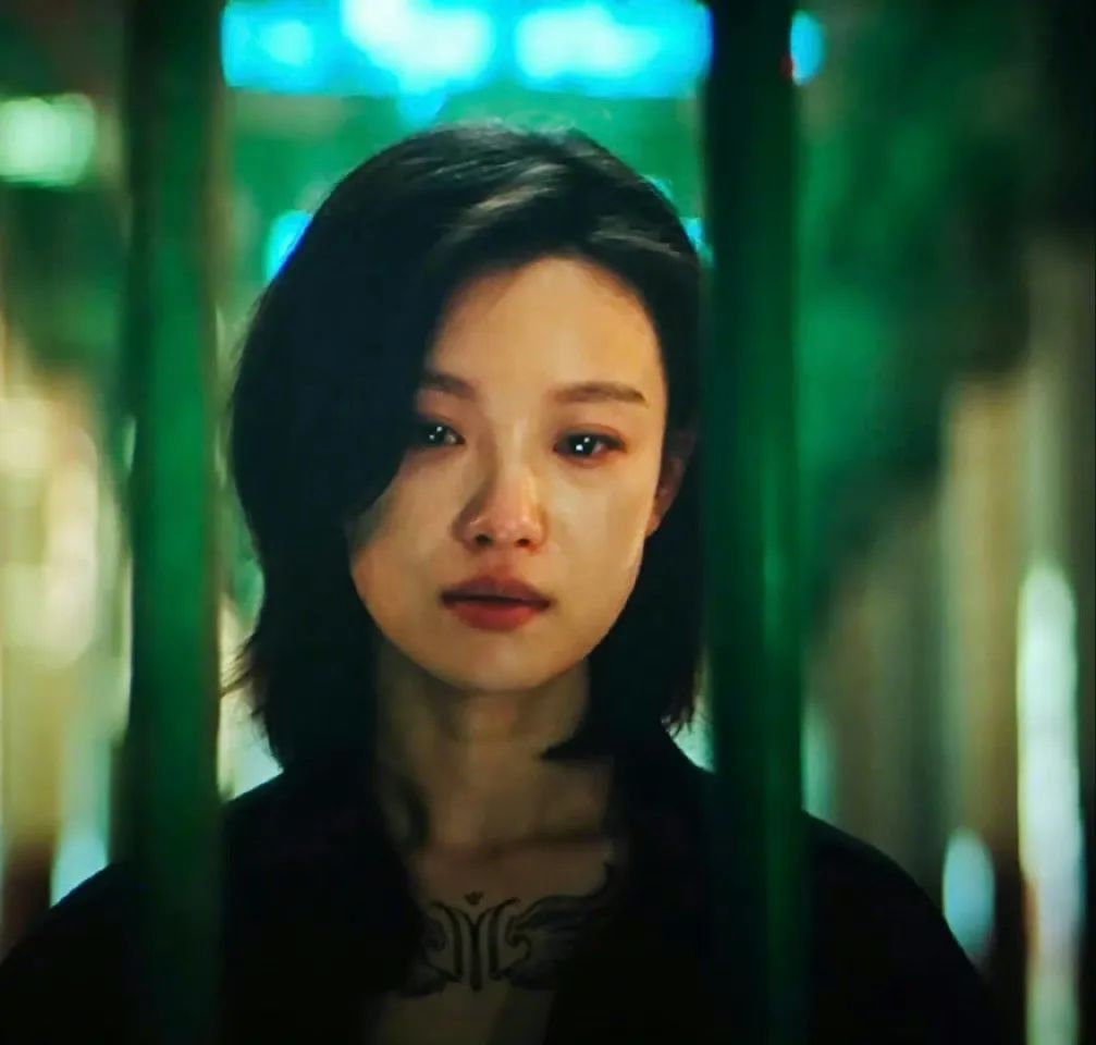 我，網上罵醒“戀愛腦”，日入2000元