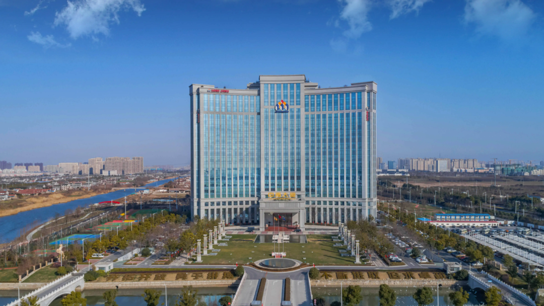 對外擔保460多億，營收下滑近七成，中南建設如何“過冬”