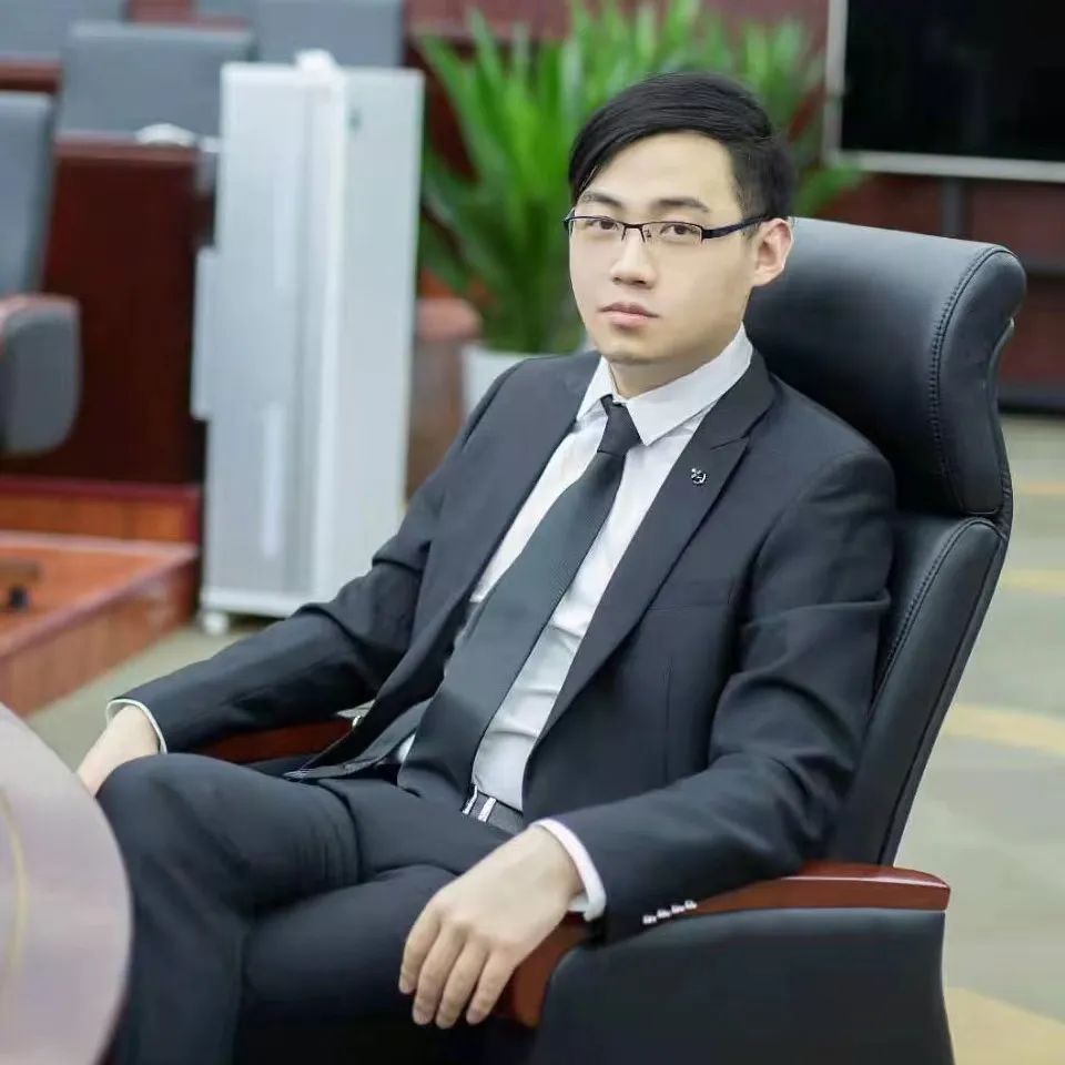 瘋狂的志愿填報：花費上萬值不值？