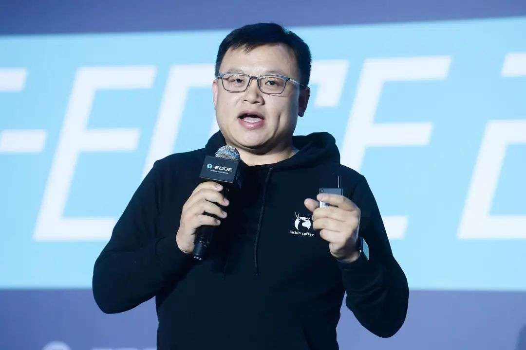 瑞幸咖啡脫胎換骨，逆風翻盤的7條真經