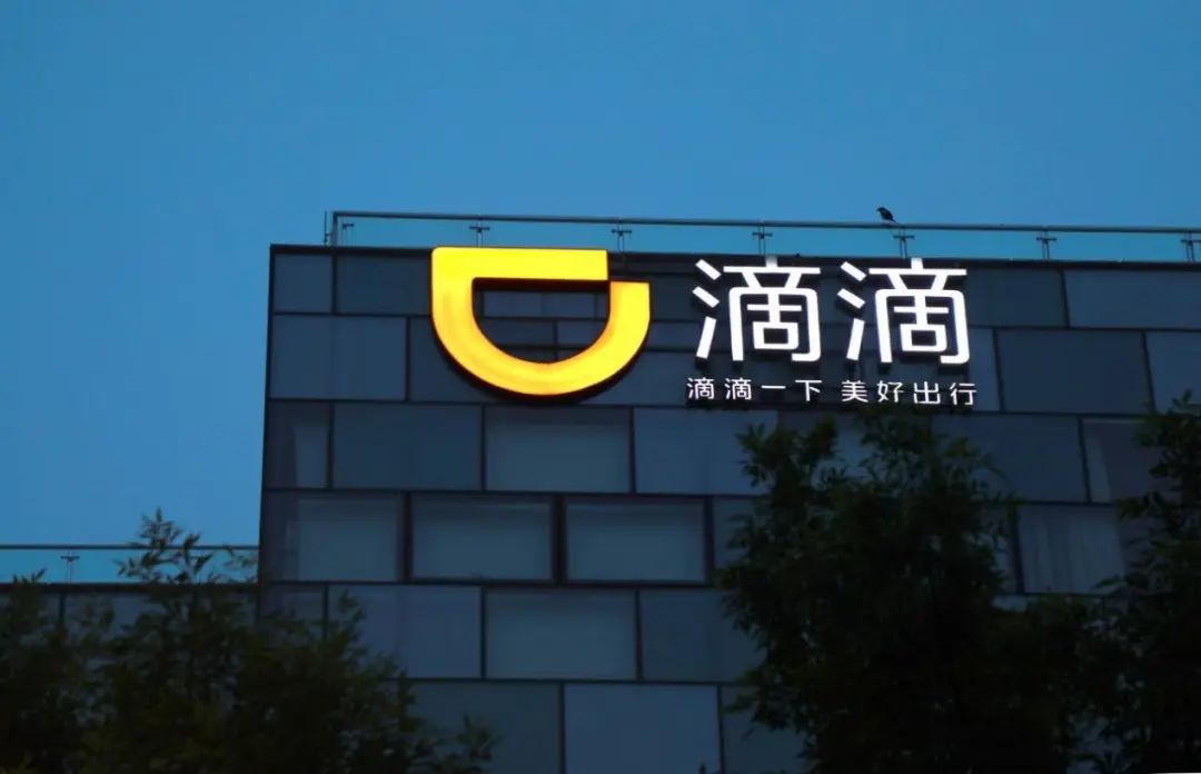 品牌升級：品牌如何賣更貴、賣更多？