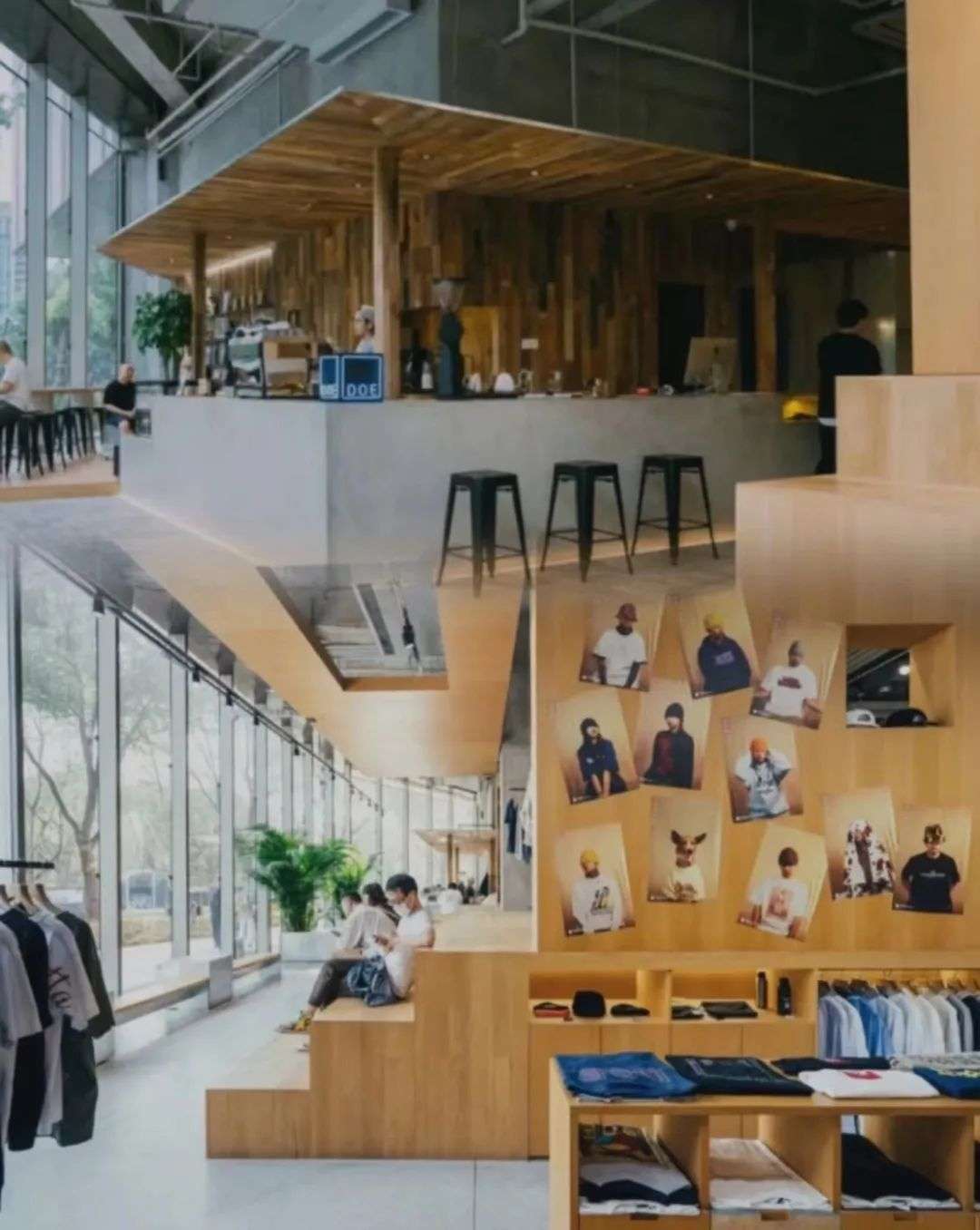 腦白金跨界賣咖啡，品牌為何熱衷開咖啡店？