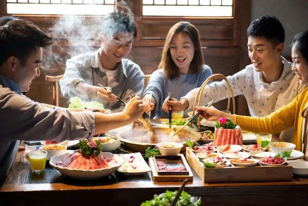 冰与火交融！深度拆解2022年火锅市场的AB面
